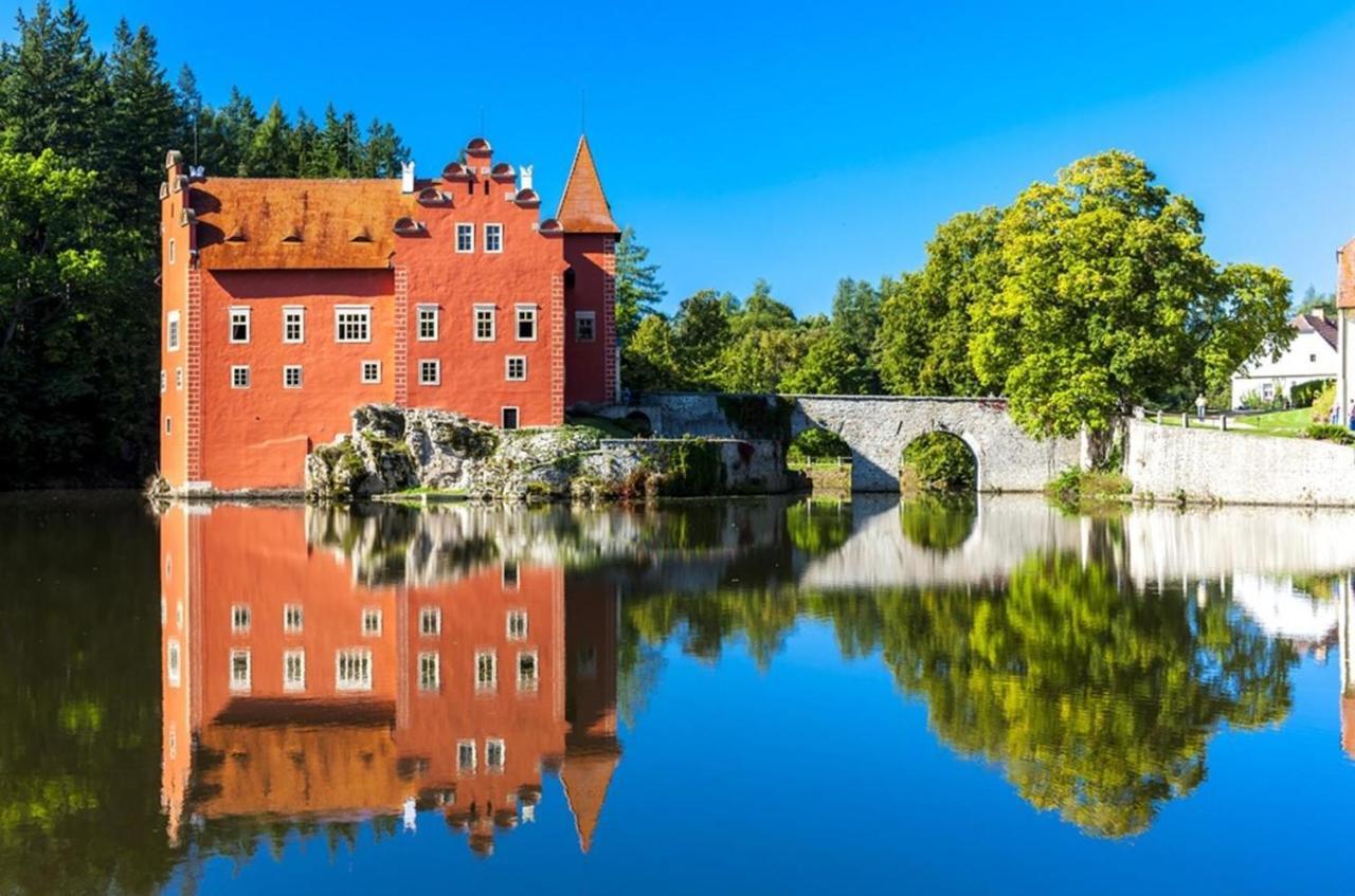 Only Apartments Їндржихув-Градец Екстер'єр фото
